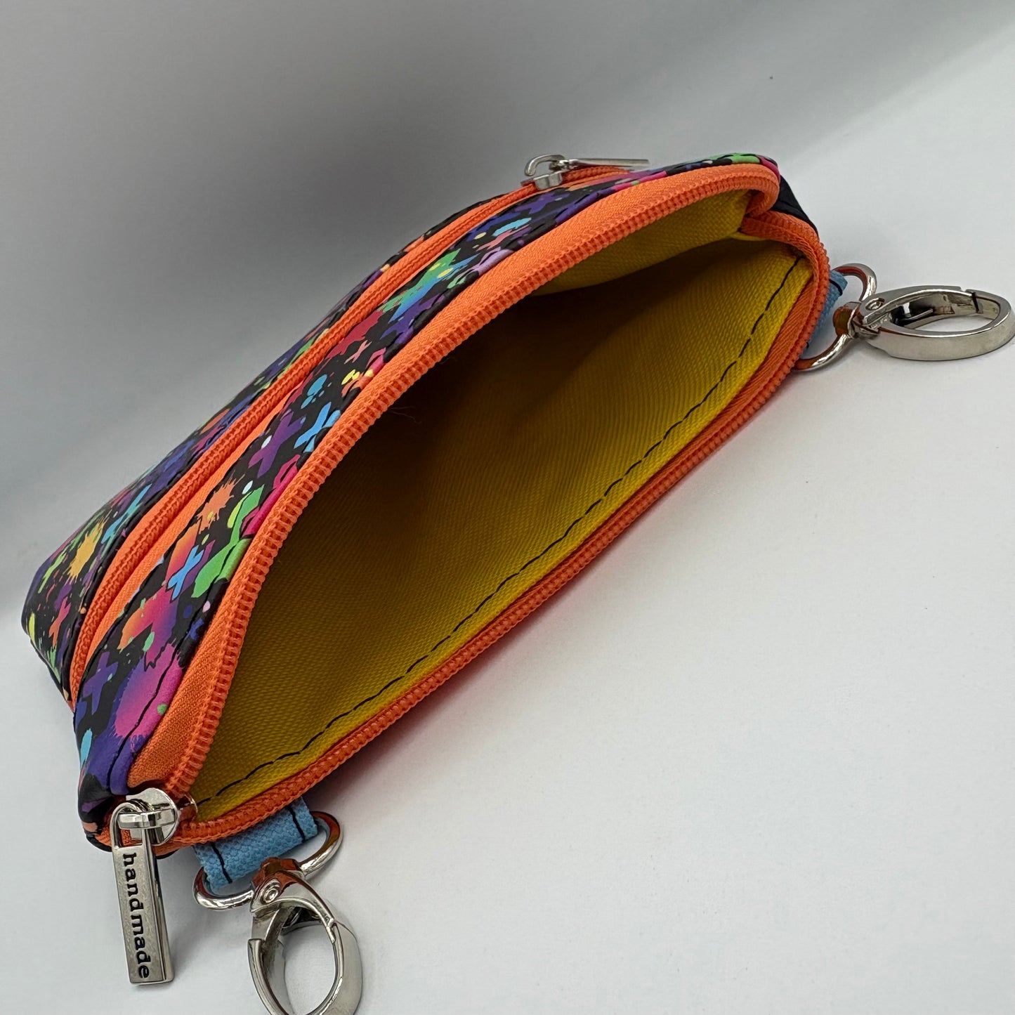 Loud & Proud Hip Hiker