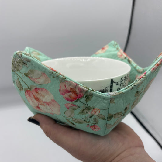 Blooming Bowl Cozy