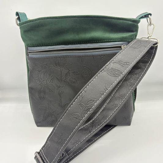 Christmassy Crossbody Cutie